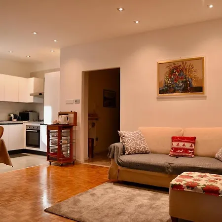 Casa Emily A